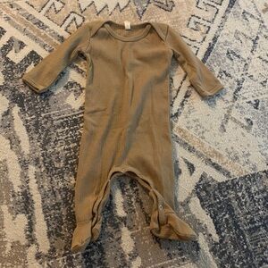 Quincy Mae Ribbed Footie